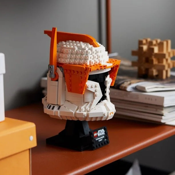 Star Wars Clone Commander Cody Helmet Collectible Set J29813