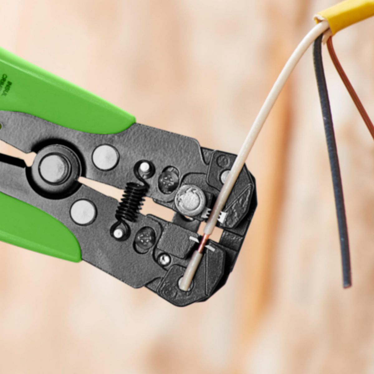 8 in. Self-Adjusting Wire Stripper S697