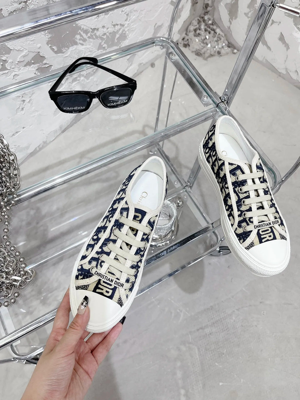 Women Sneakers N373
