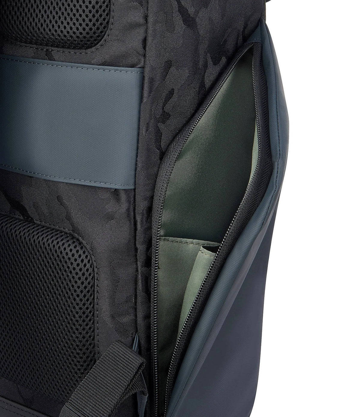 15x22 Laptop Backpack Black Camo C149