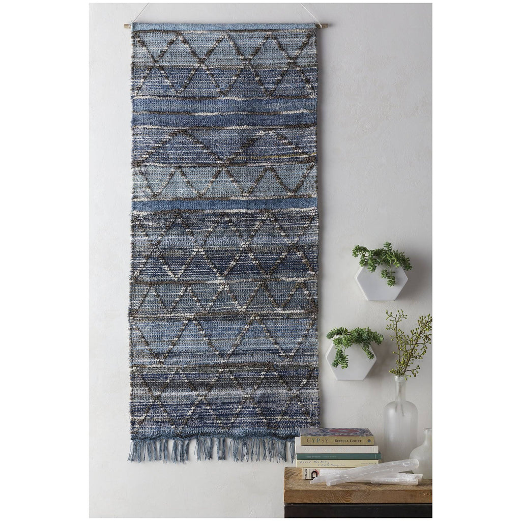 Wall Hanging U22143