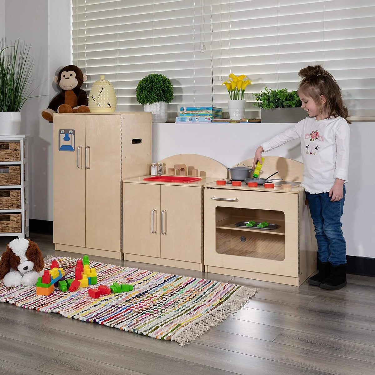 White Computer Desk with Monitor Platform and Storage Shelf W134226