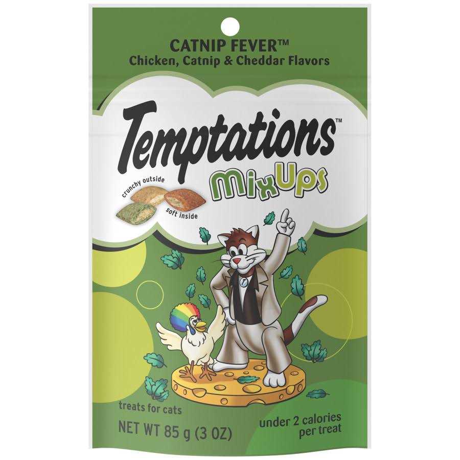 Soft & Crunchy Cat Treats K13817