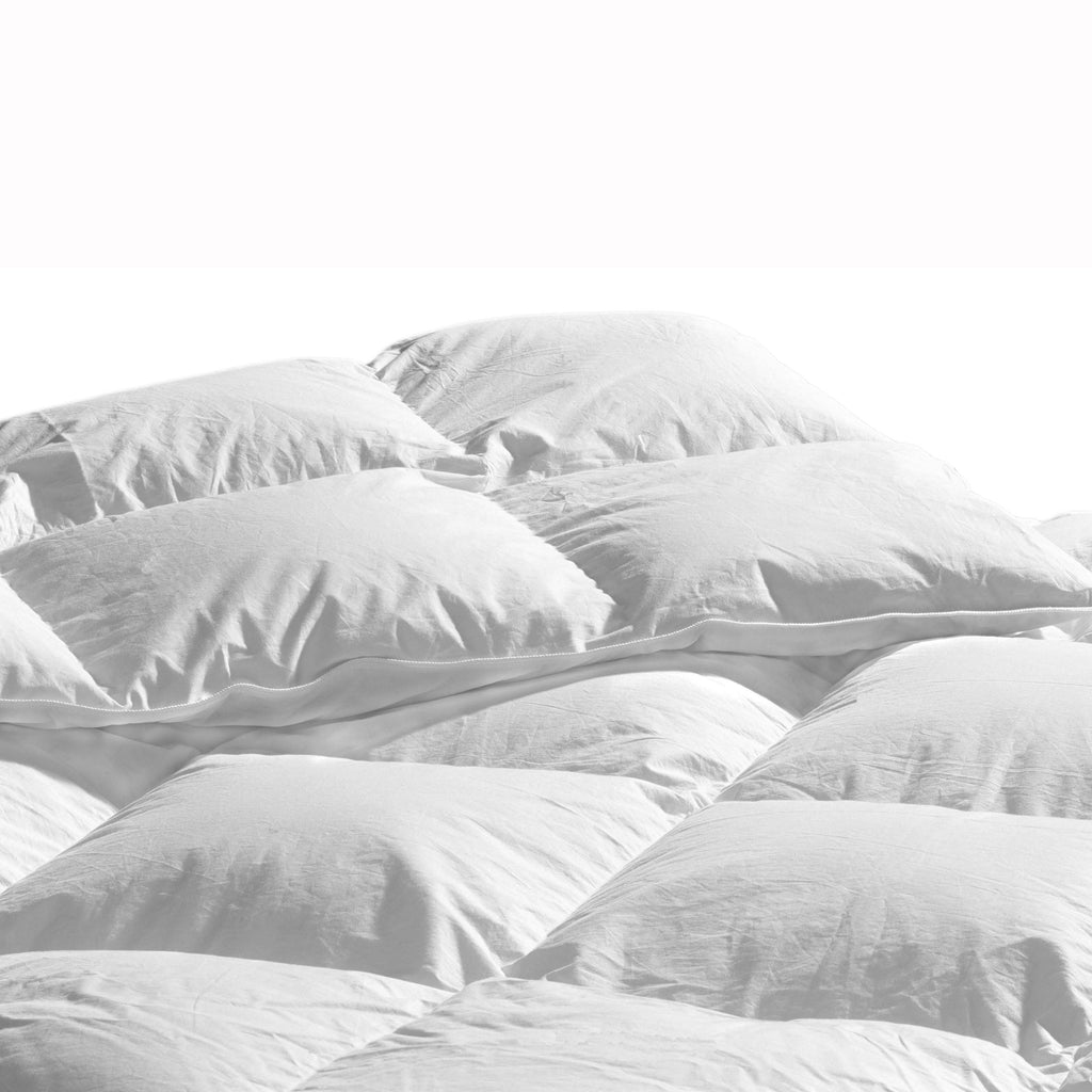 600 Loft White Down Comforter with Corner Ties C9662