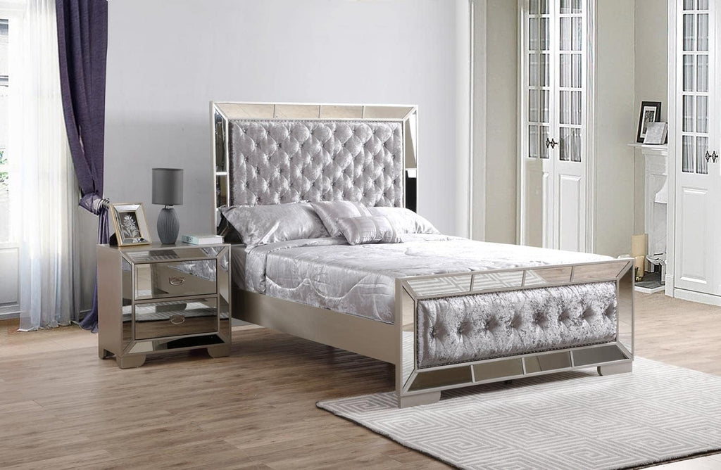 Silver Queen Panel Bed K83814
