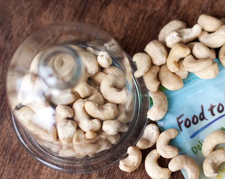 Whole Raw Cashews P2027