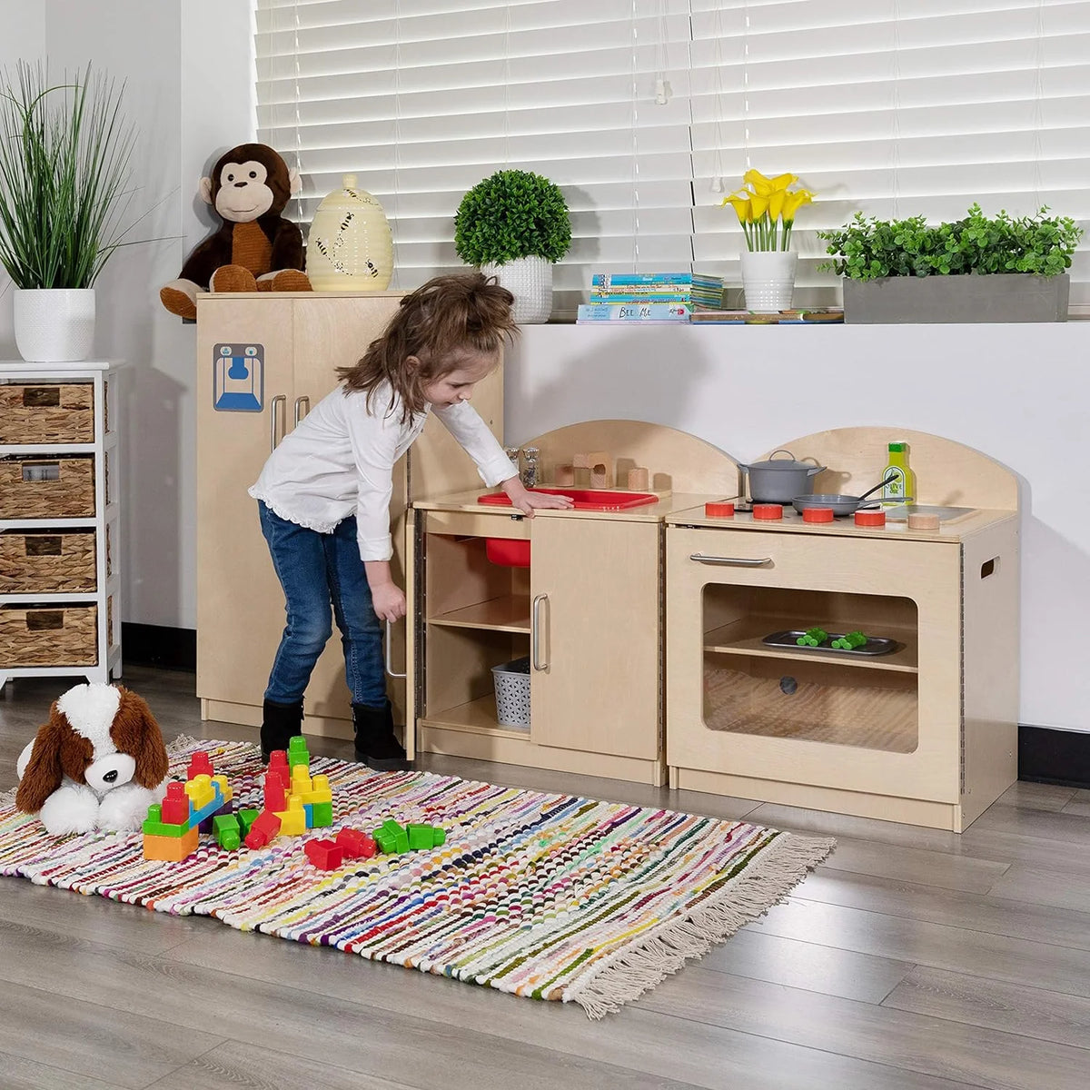 White Computer Desk with Monitor Platform and Storage Shelf W134226