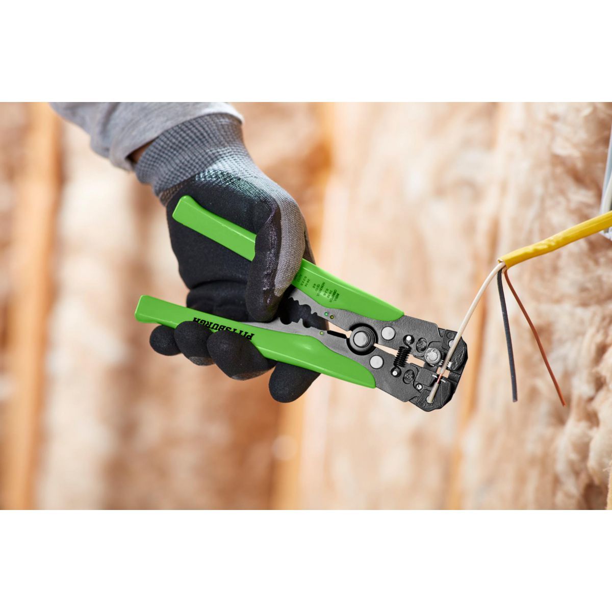 8 in. Self-Adjusting Wire Stripper S697